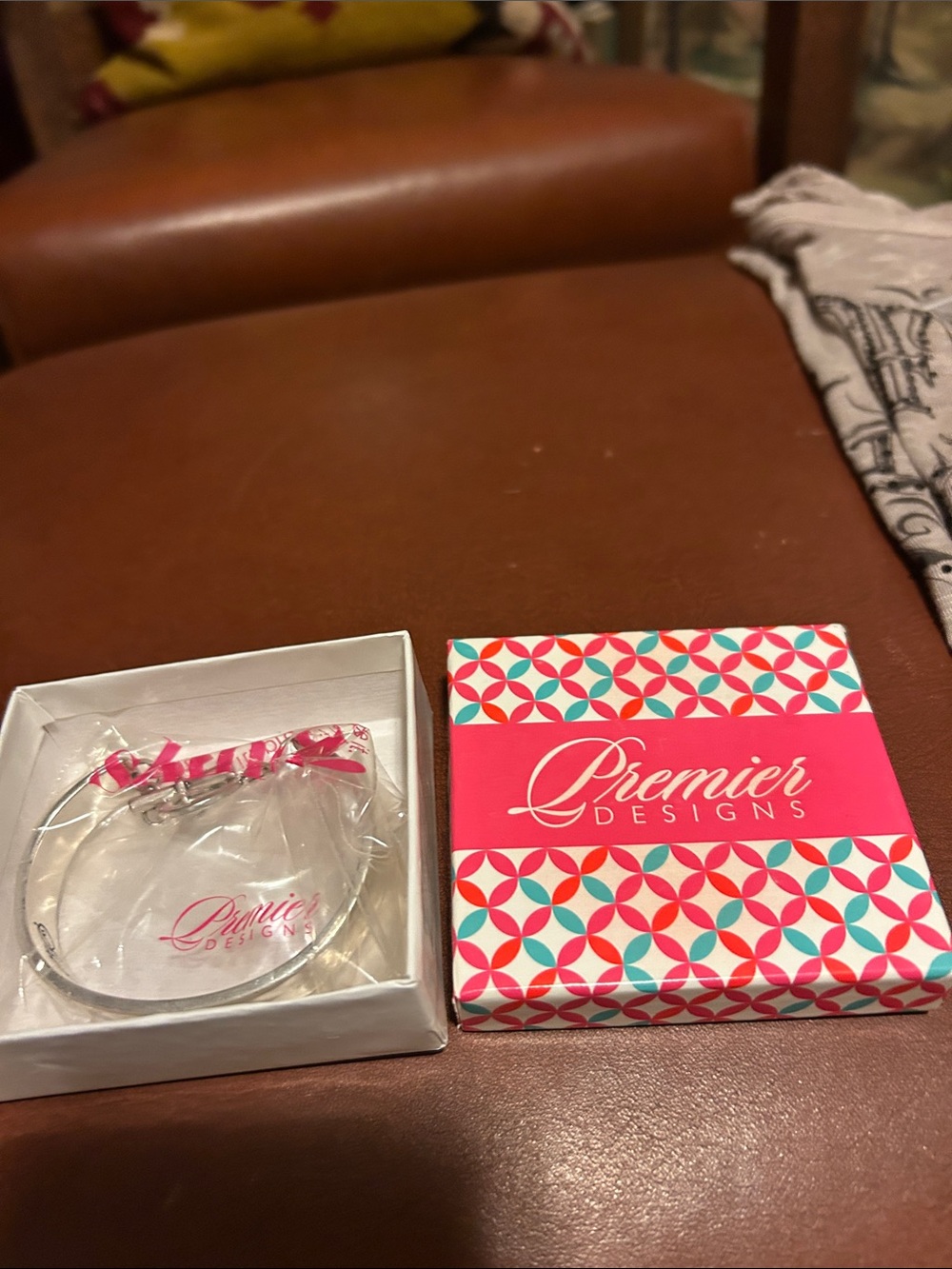 Premier Designs Silver Bangle Bracelet with Pink Accent Box
